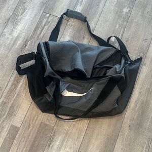 Nike Black and Gray Duffel Bag for Men
